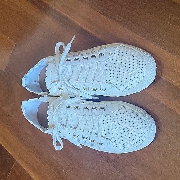 Indigo Rd. Kyrie Sneakers Size 7 - Picture 1 of 9